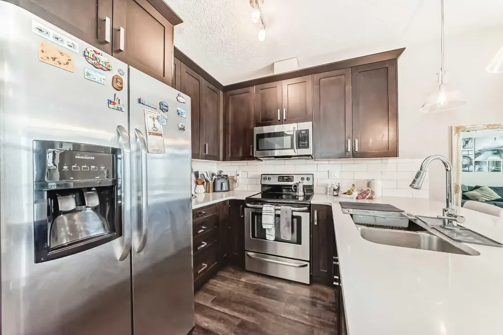 450 Sage Valley Drive NW Calgary AB T3R 0V5