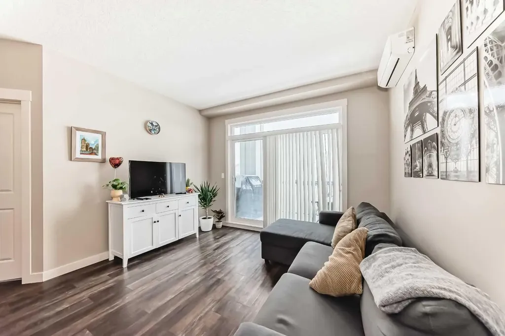 450 Sage Valley Drive NW Calgary AB T3R 0V5
