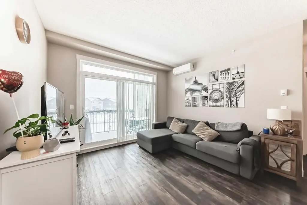 450 Sage Valley Drive NW Calgary AB T3R 0V5