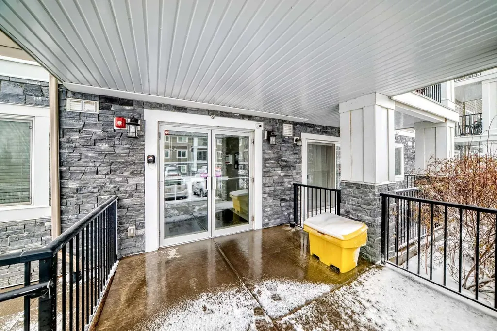 450 Sage Valley Drive NW Calgary AB T3R 0V5