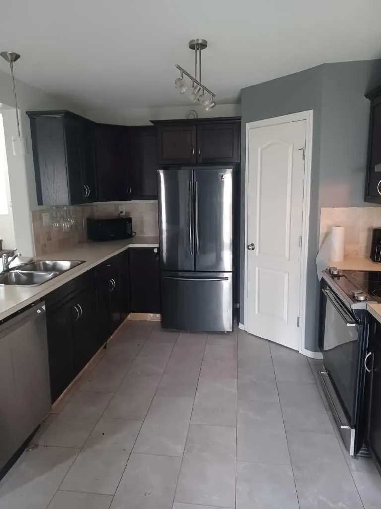 133 Old Boomer Road Sylvan Lake AB T4S 2N1