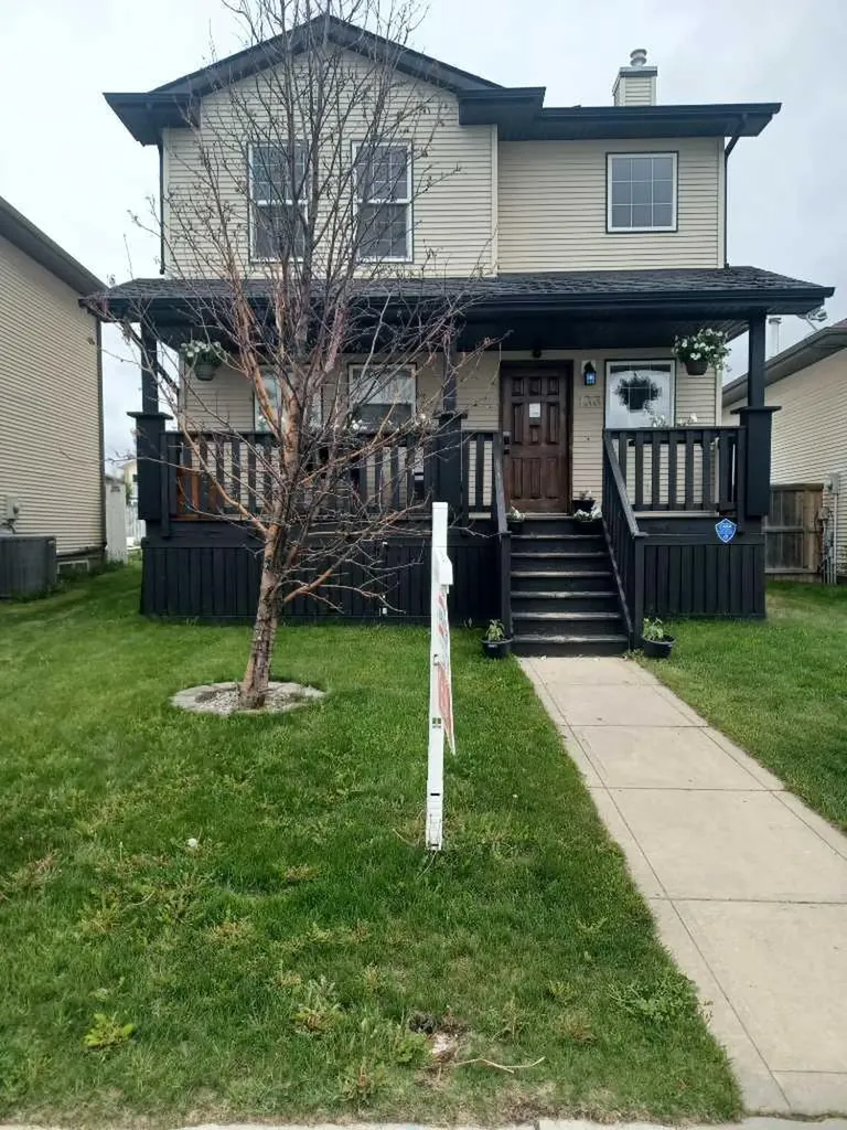 133 Old Boomer Road Sylvan Lake AB T4S 2N1