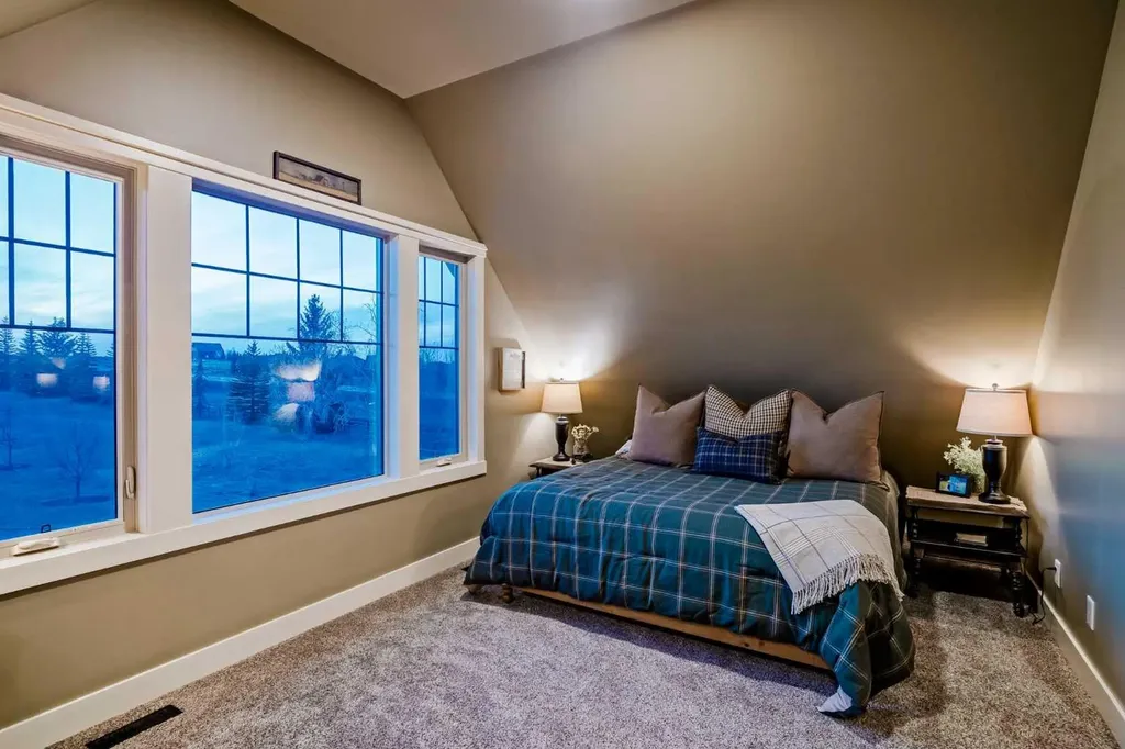 48149 279 Avenue E Rural Foothills County AB T1S 4N8