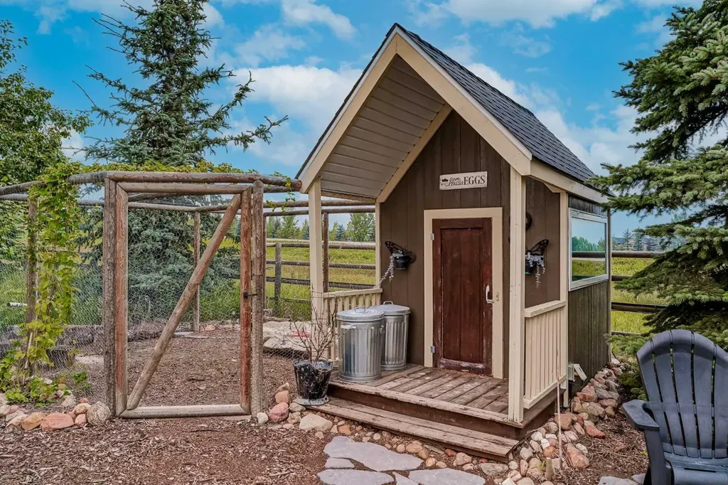 48149 279 Avenue E Rural Foothills County AB T1S 4N8