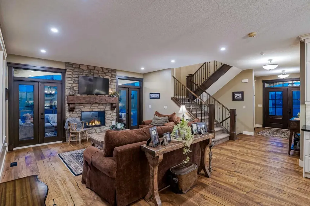 48149 279 Avenue E Rural Foothills County AB T1S 4N8