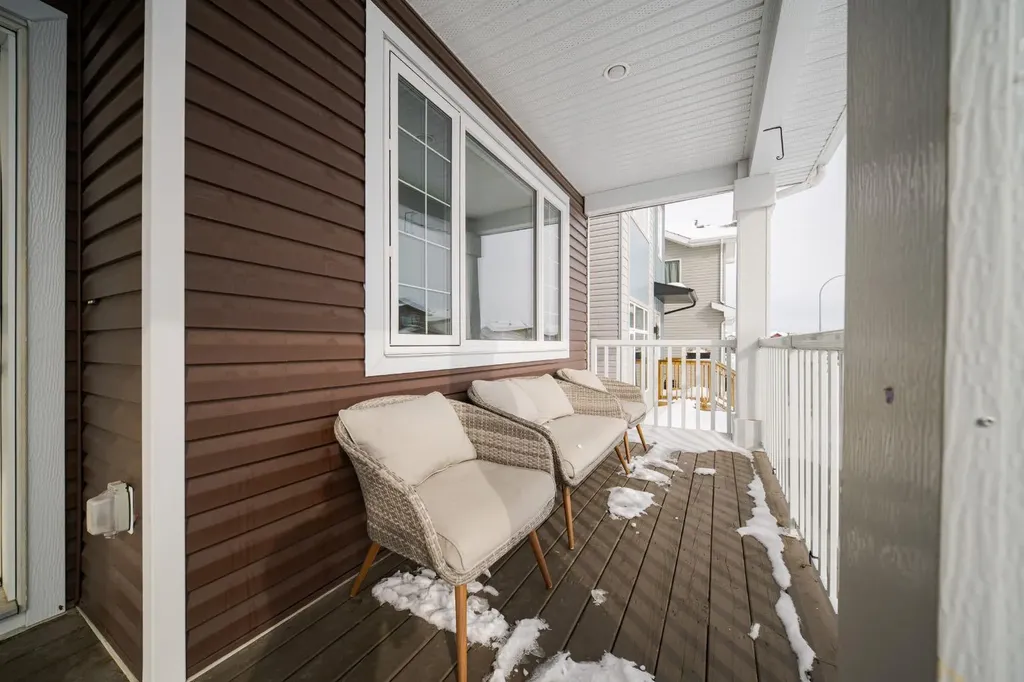 224 Warren Way Fort Mcmurray AB T9H 5J9