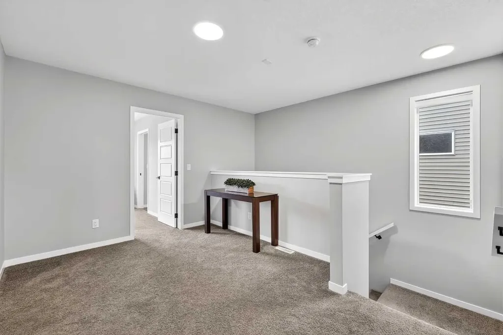 94 Wolf Gate NW Okotoks AB T1S 5T9