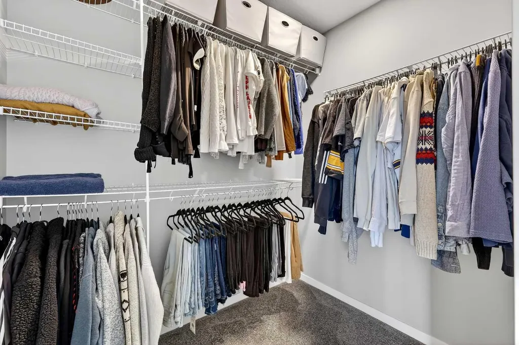 94 Wolf Gate NW Okotoks AB T1S 5T9