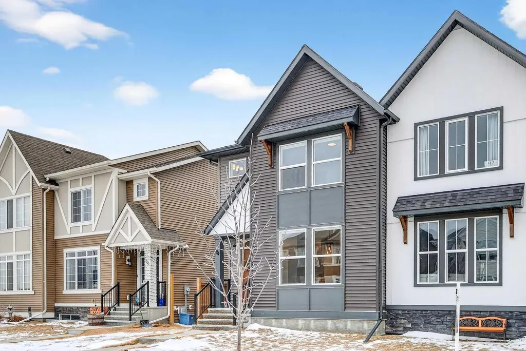 94 Wolf Gate NW Okotoks AB T1S 5T9