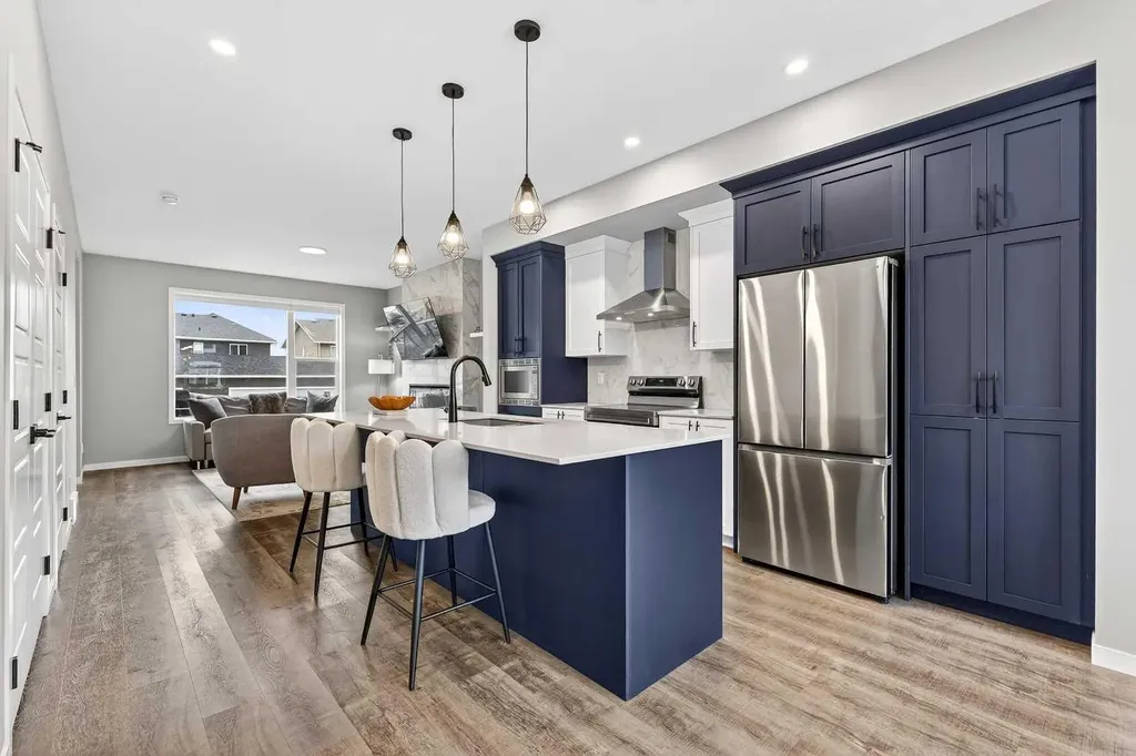 94 Wolf Gate NW Okotoks AB T1S 5T9