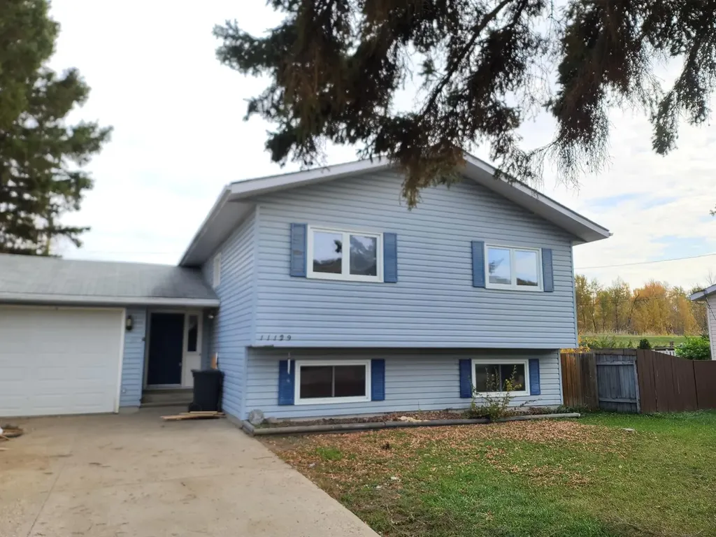 11129 92 Street Peace River AB T8S 1P6