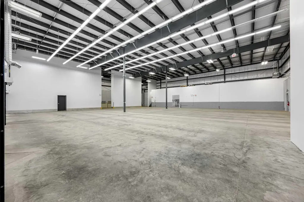 5267 67 Avenue Lloydminster AB T9V 3N6