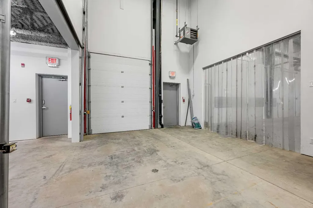 5267 67 Avenue Lloydminster AB T9V 3N6