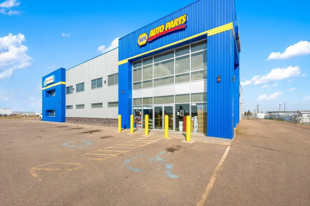 5267 67 Avenue Lloydminster AB T9V 3N6