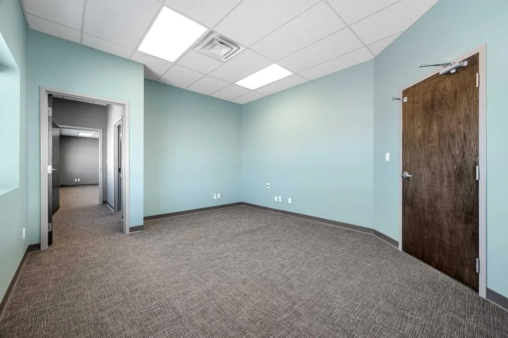 5267 67 Avenue Lloydminster AB T9V 3N6