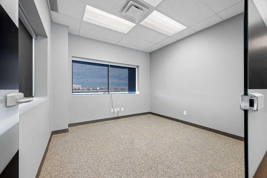 5267 67 Avenue Lloydminster AB T9V 3N6