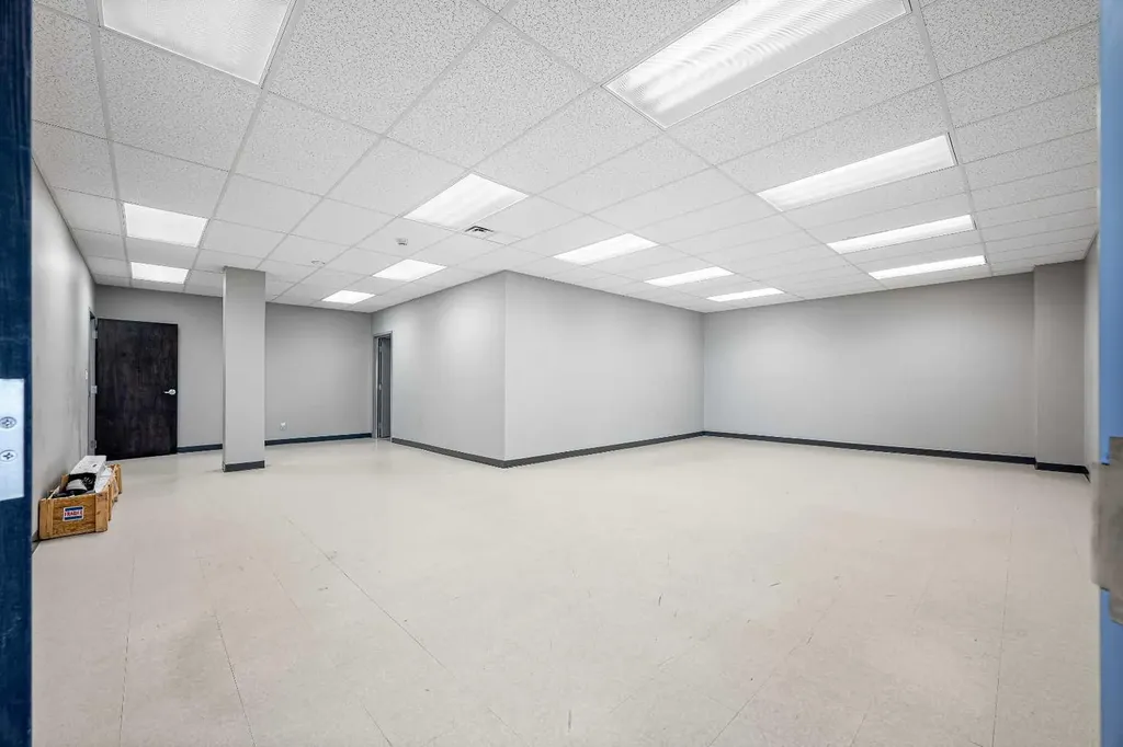 5267 67 Avenue Lloydminster AB T9V 3N6