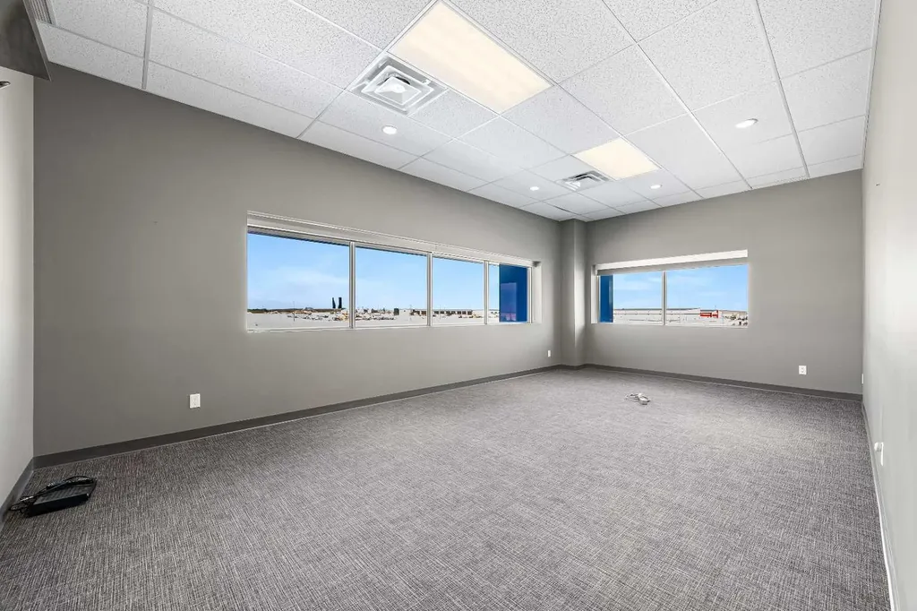 5267 67 Avenue Lloydminster AB T9V 3N6