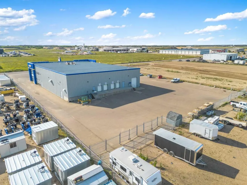 5267 67 Avenue Lloydminster AB T9V 3N6