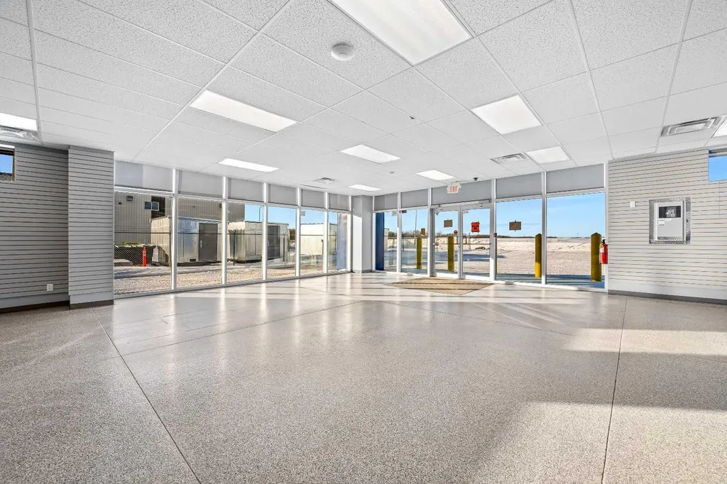 5267 67 Avenue Lloydminster AB T9V 3N6
