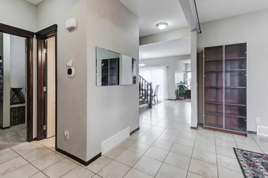 42 Everoak Green SW Calgary AB T2Y 0J5