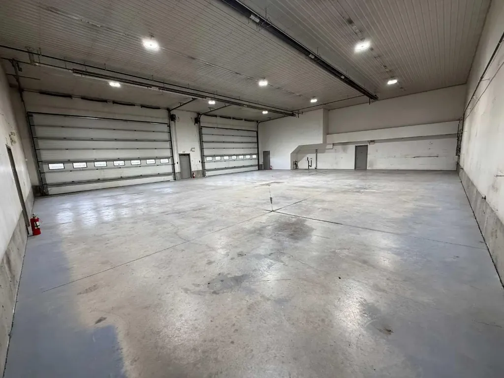 3805 14 Avenue N Lethbridge AB T1H 6Y6
