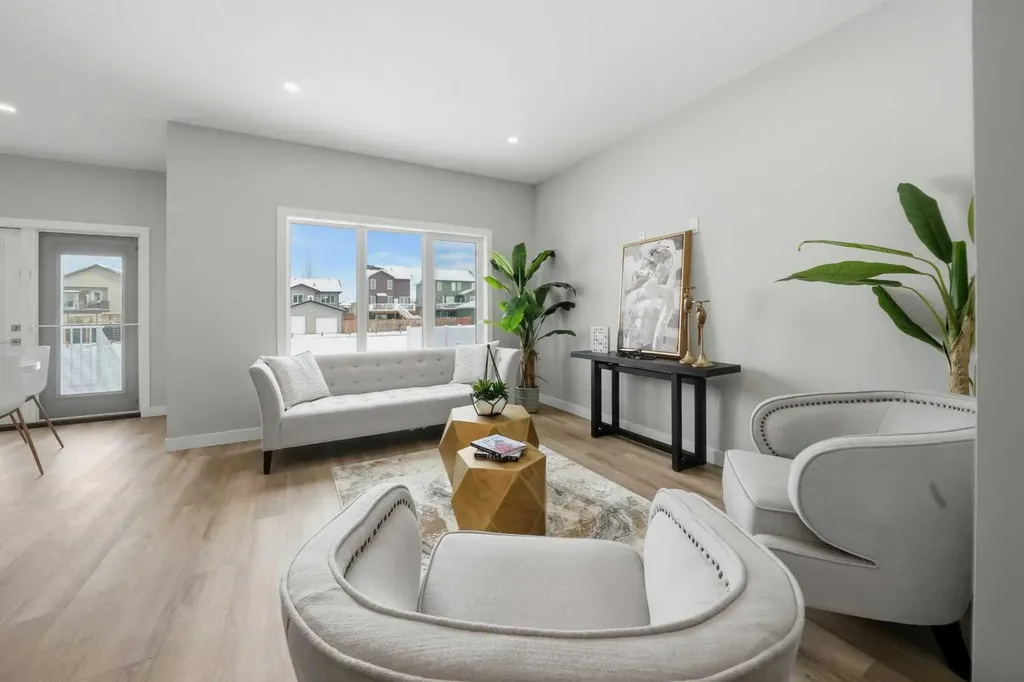 114 Palmer Circle Blackfalds AB T4M 0N8