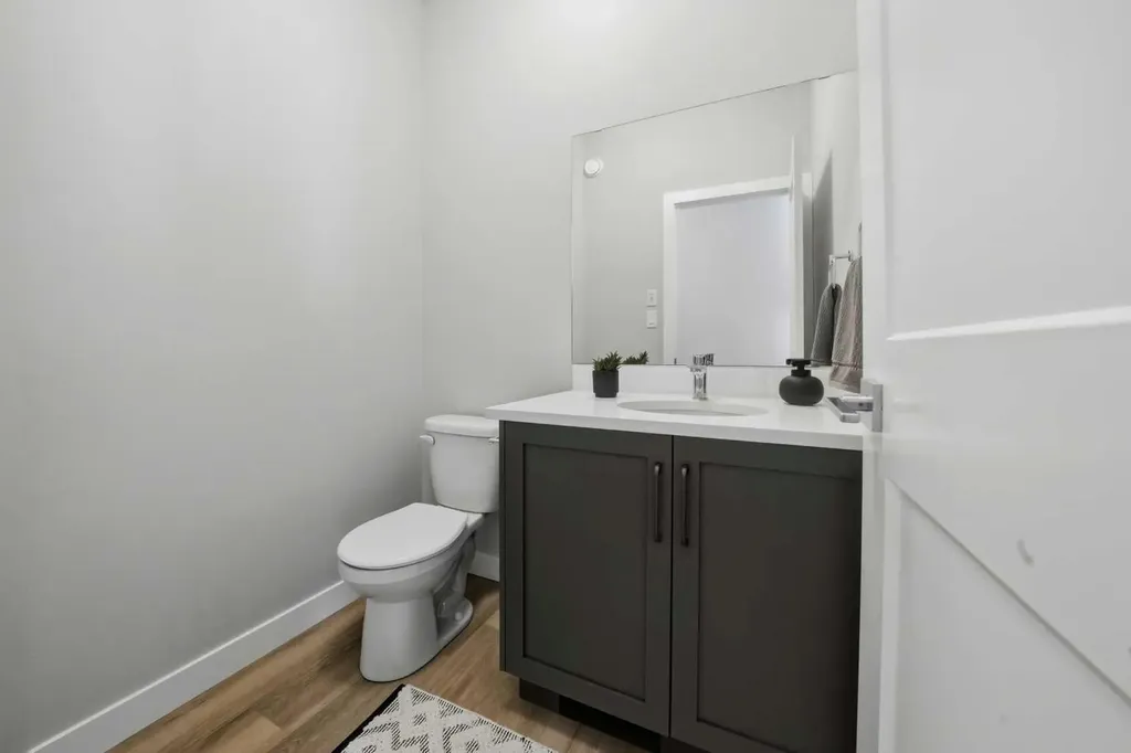 114 Palmer Circle Blackfalds AB T4M 0N8