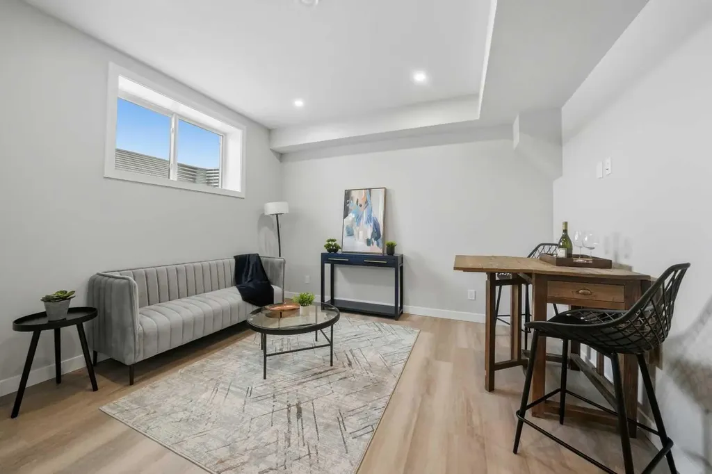 114 Palmer Circle Blackfalds AB T4M 0N8