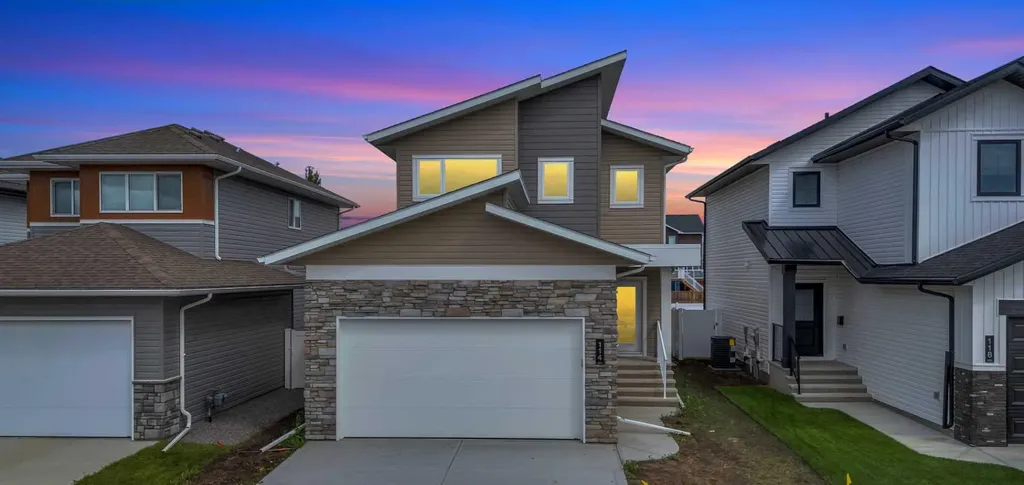 114 Palmer Circle Blackfalds AB T4M 0N8