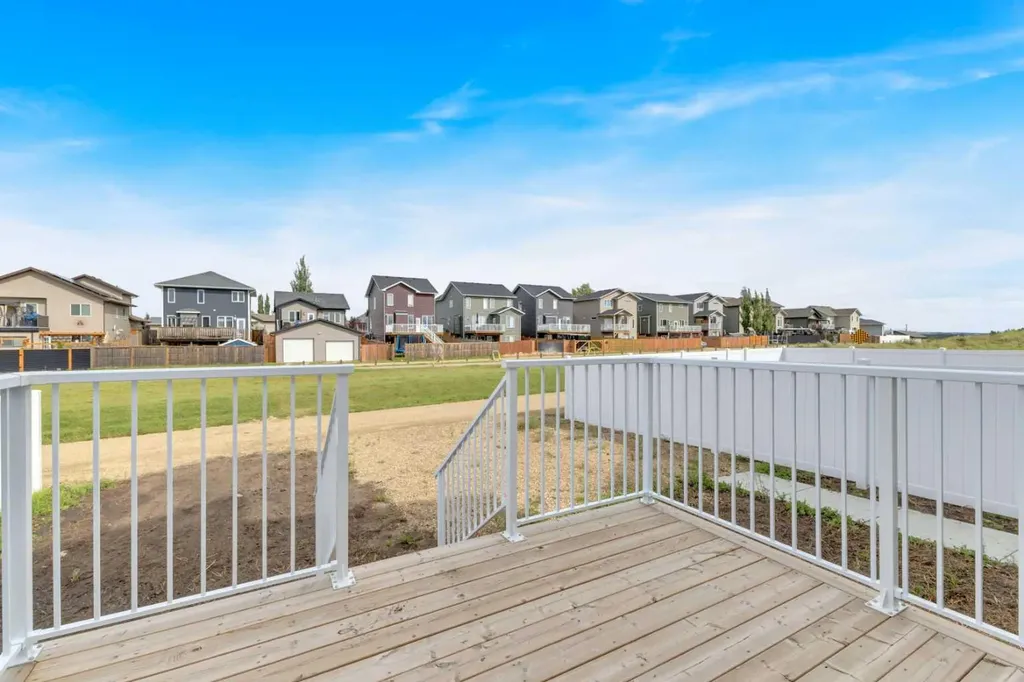 114 Palmer Circle Blackfalds AB T4M 0N8