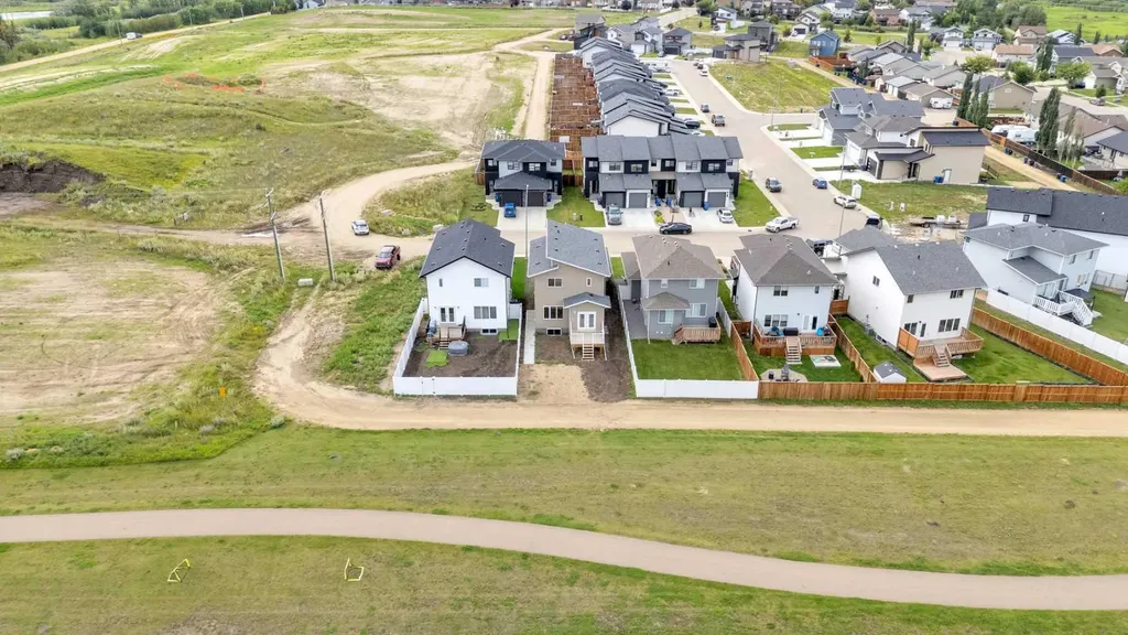 114 Palmer Circle Blackfalds AB T4M 0N8