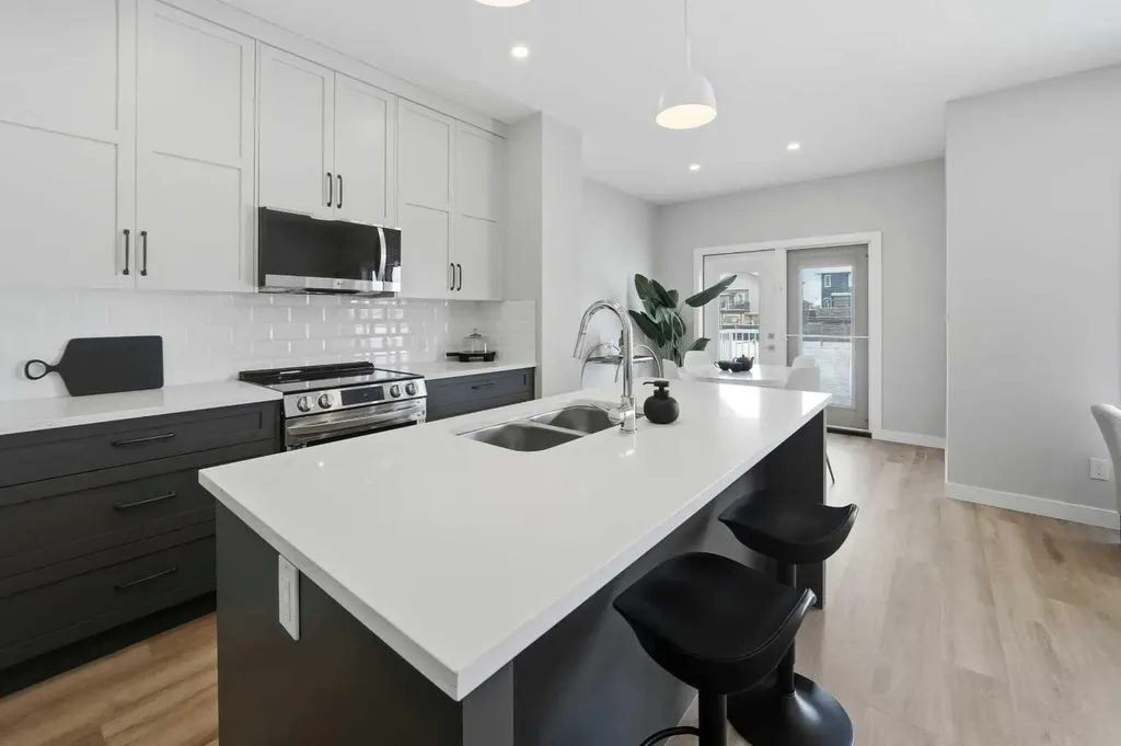 114 Palmer Circle Blackfalds AB T4M 0N8