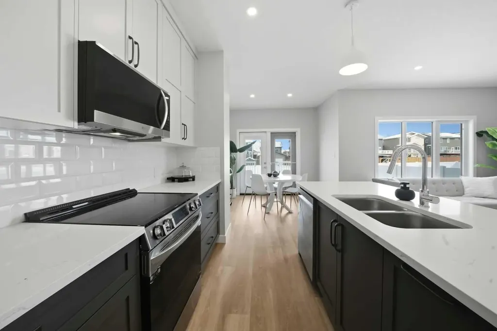 114 Palmer Circle Blackfalds AB T4M 0N8
