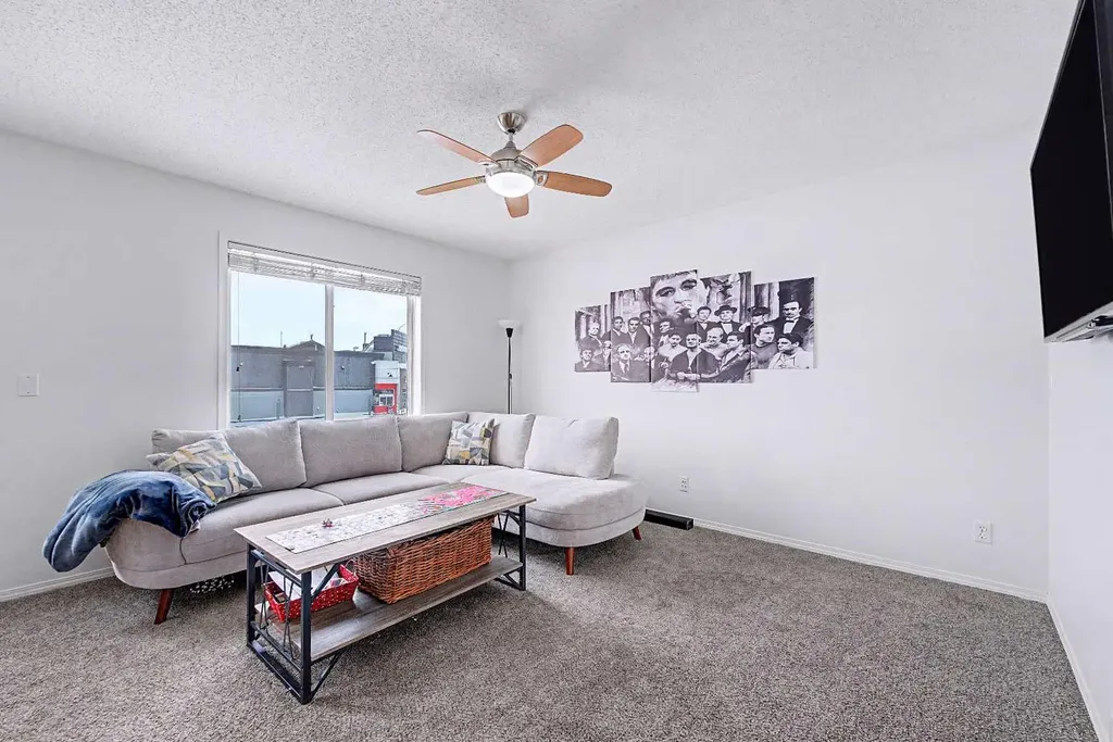 800 Yankee Valley Boulevard SE Airdrie AB T4A 2L1