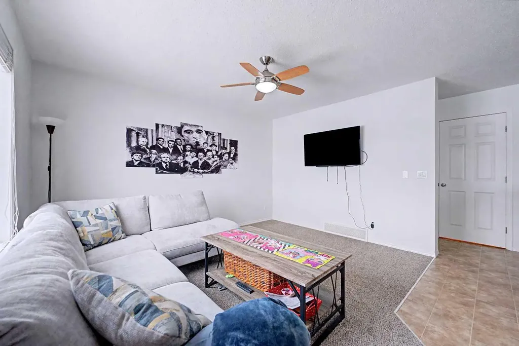 800 Yankee Valley Boulevard SE Airdrie AB T4A 2L1