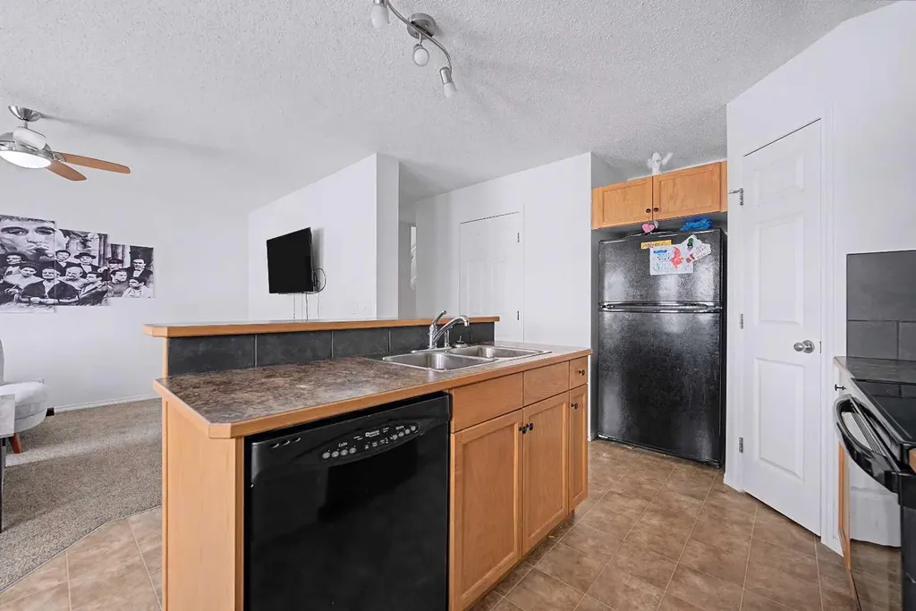 800 Yankee Valley Boulevard SE Airdrie AB T4A 2L1