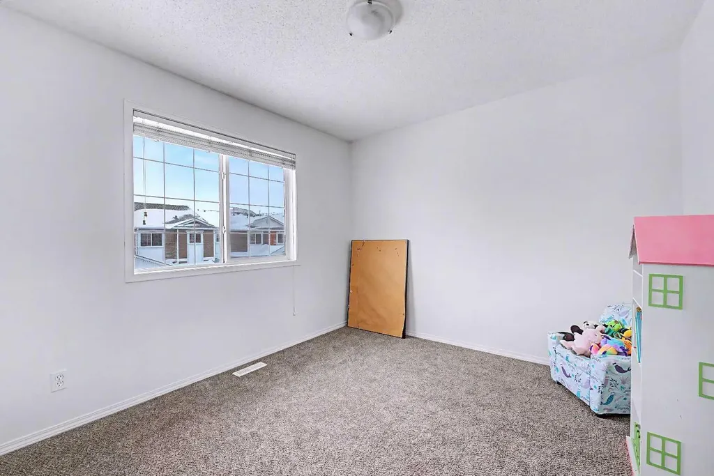 800 Yankee Valley Boulevard SE Airdrie AB T4A 2L1