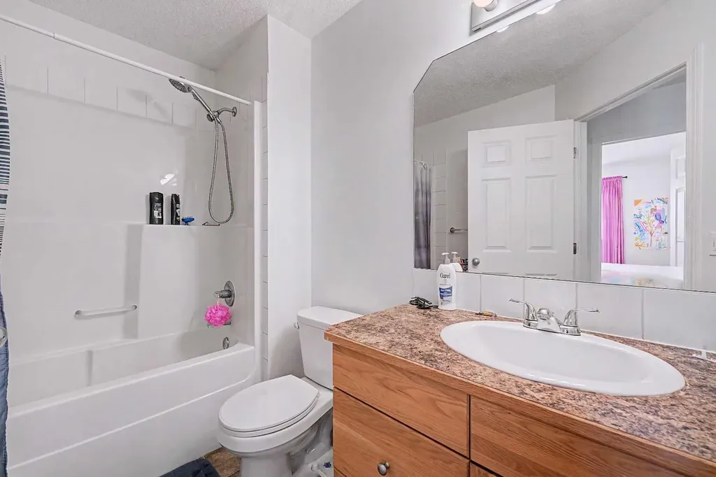 800 Yankee Valley Boulevard SE Airdrie AB T4A 2L1