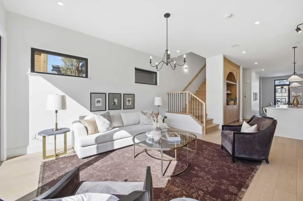 2025 27 Avenue SW Calgary AB T2T 1H6
