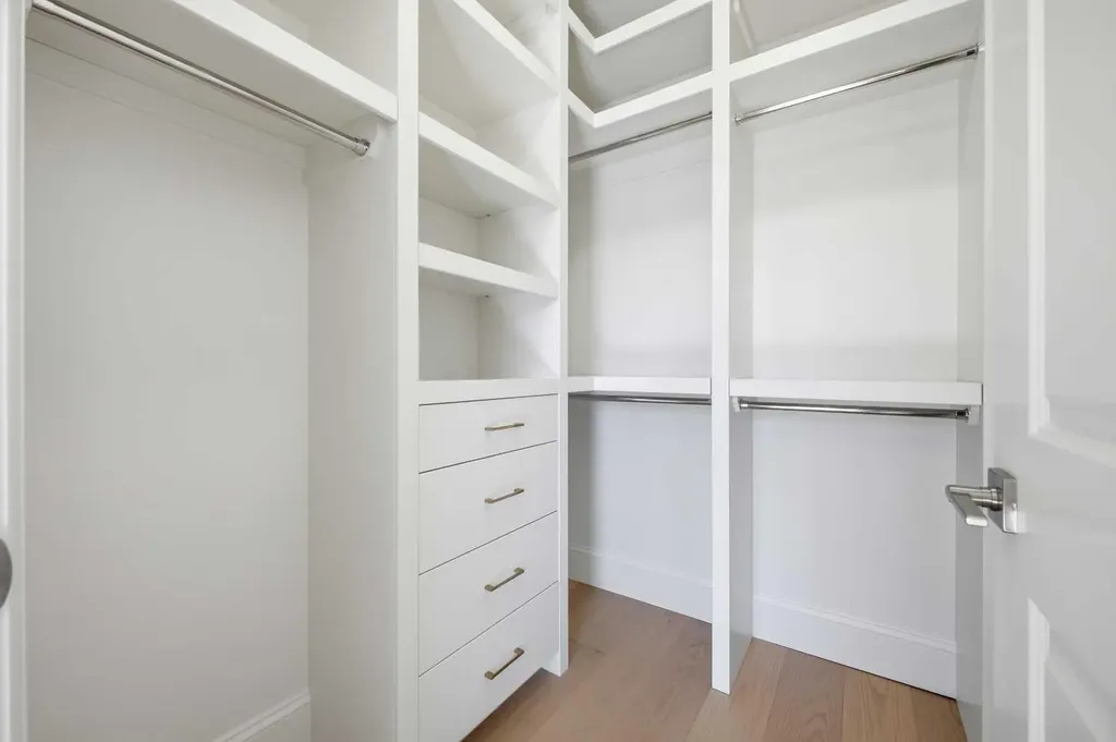 2025 27 Avenue SW Calgary AB T2T 1H6