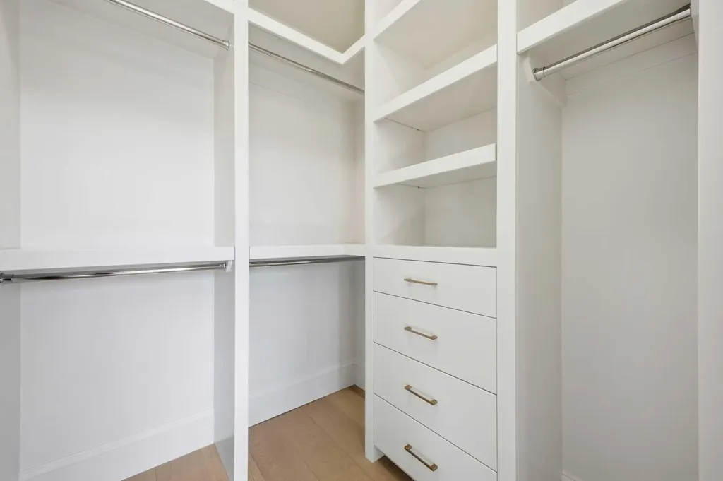 2025 27 Avenue SW Calgary AB T2T 1H6