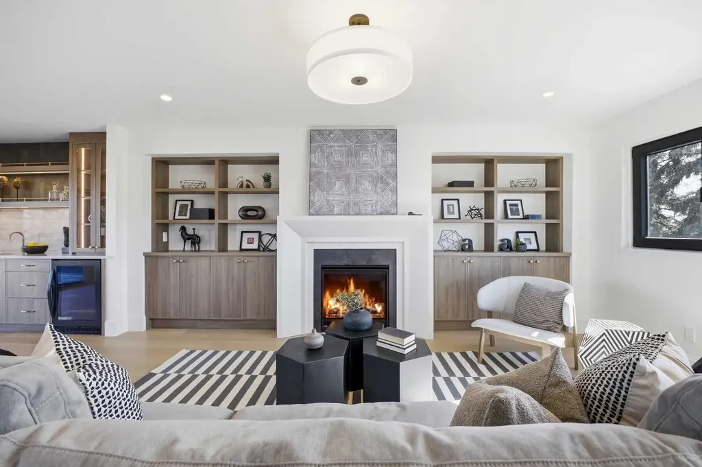 2025 27 Avenue SW Calgary AB T2T 1H6