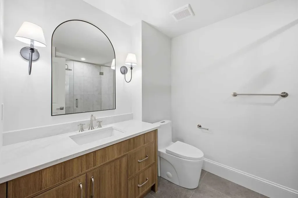 2025 27 Avenue SW Calgary AB T2T 1H6