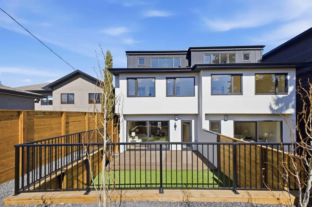 2025 27 Avenue SW Calgary AB T2T 1H6