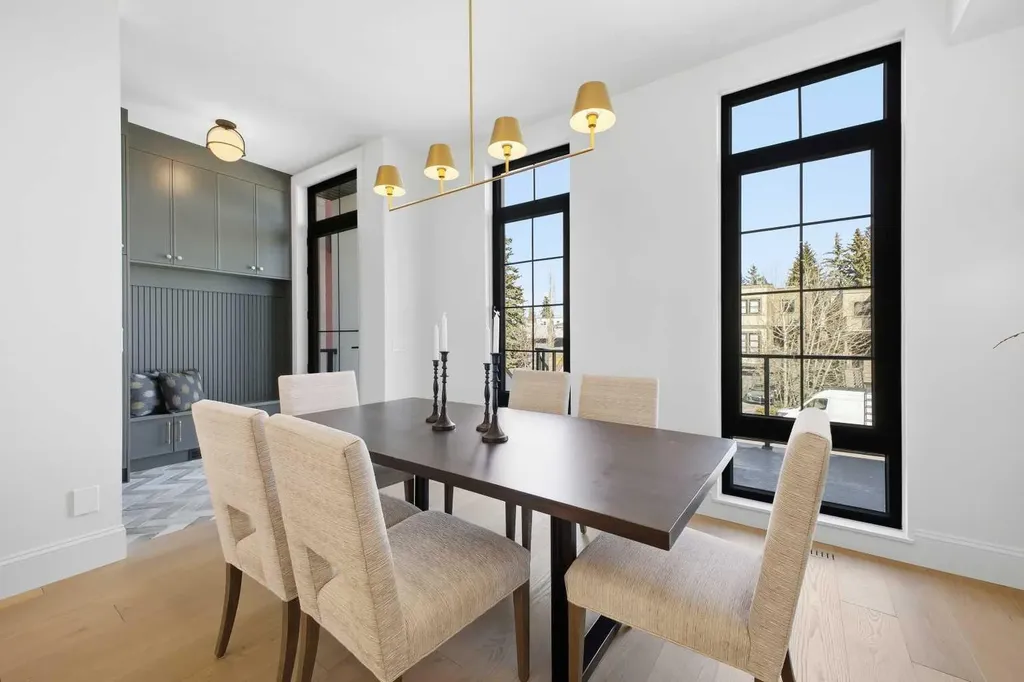 2025 27 Avenue SW Calgary AB T2T 1H6