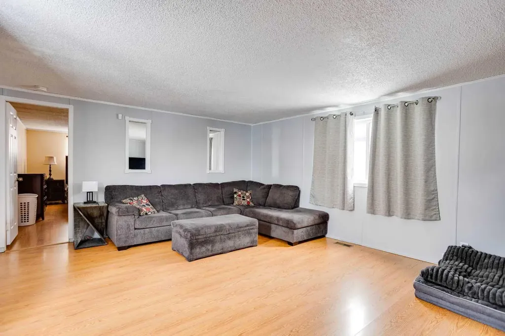 101 Clausen Crescent Fort Mcmurray AB T9K2H8
