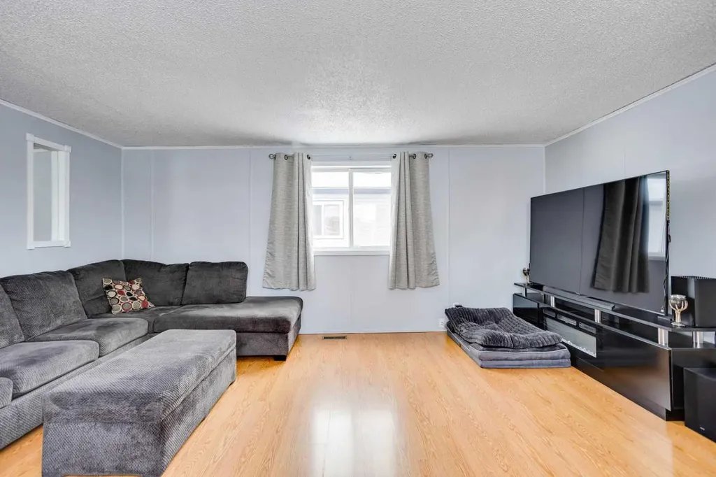 101 Clausen Crescent Fort Mcmurray AB T9K2H8