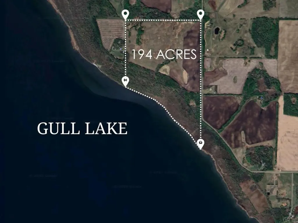 28-4 Range Road Rural Lacombe County AB T4L 2N1