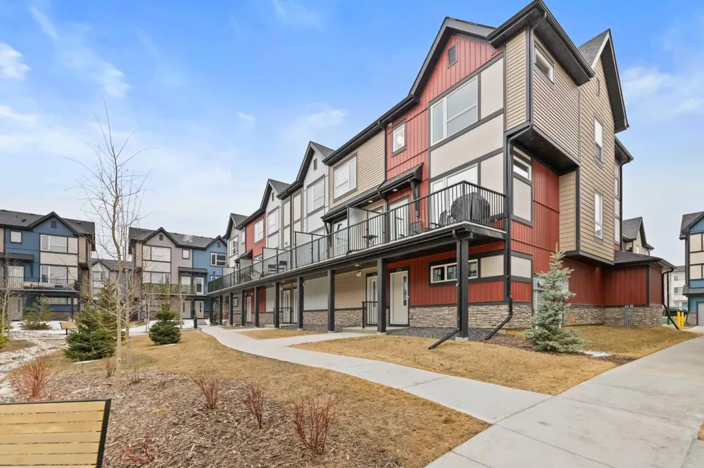 850 Belmont Drive SW Calgary AB T2X 4A5